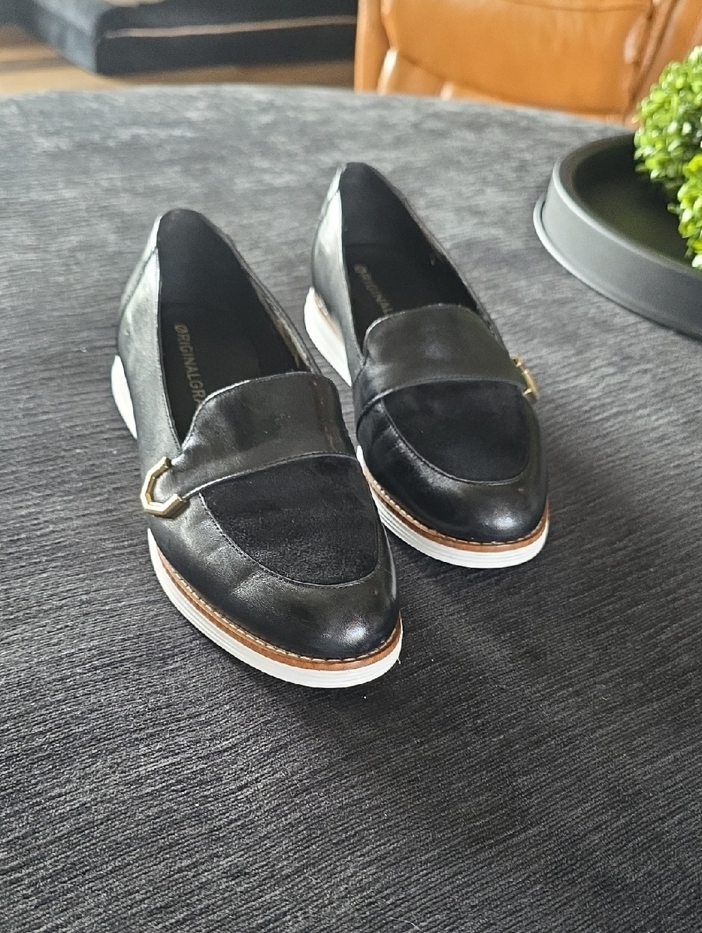 Cole Haan Black Loafers with Gold Accent and White Trim Leather And Suede Size 7